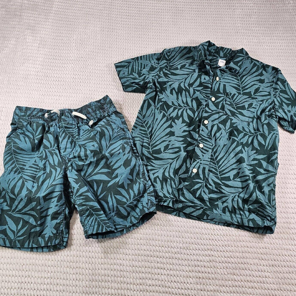 2 Piece GAP set Collared Shirt and Shorts Set
